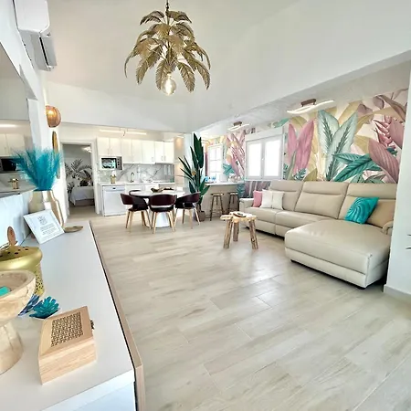 Oasis Iii The Paradise With Private Jacuzzi 普拉亚戴尔雷安格莱斯