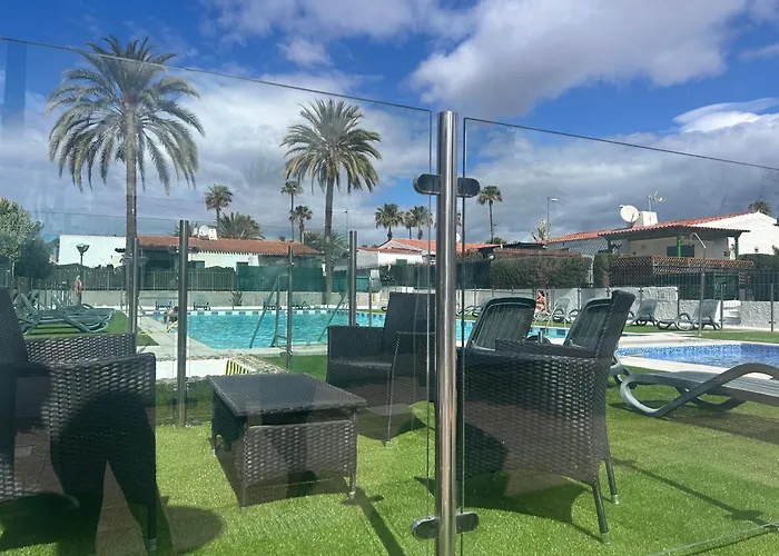 Oasis Iii The Paradise With Private Jacuzzi 普拉亚戴尔雷安格莱斯