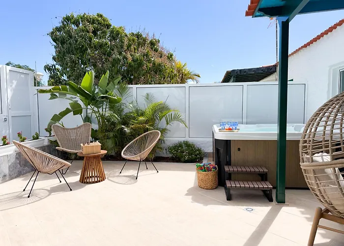 Oasis Iii The Paradise With Private Jacuzzi * 普拉亚戴尔雷安格莱斯